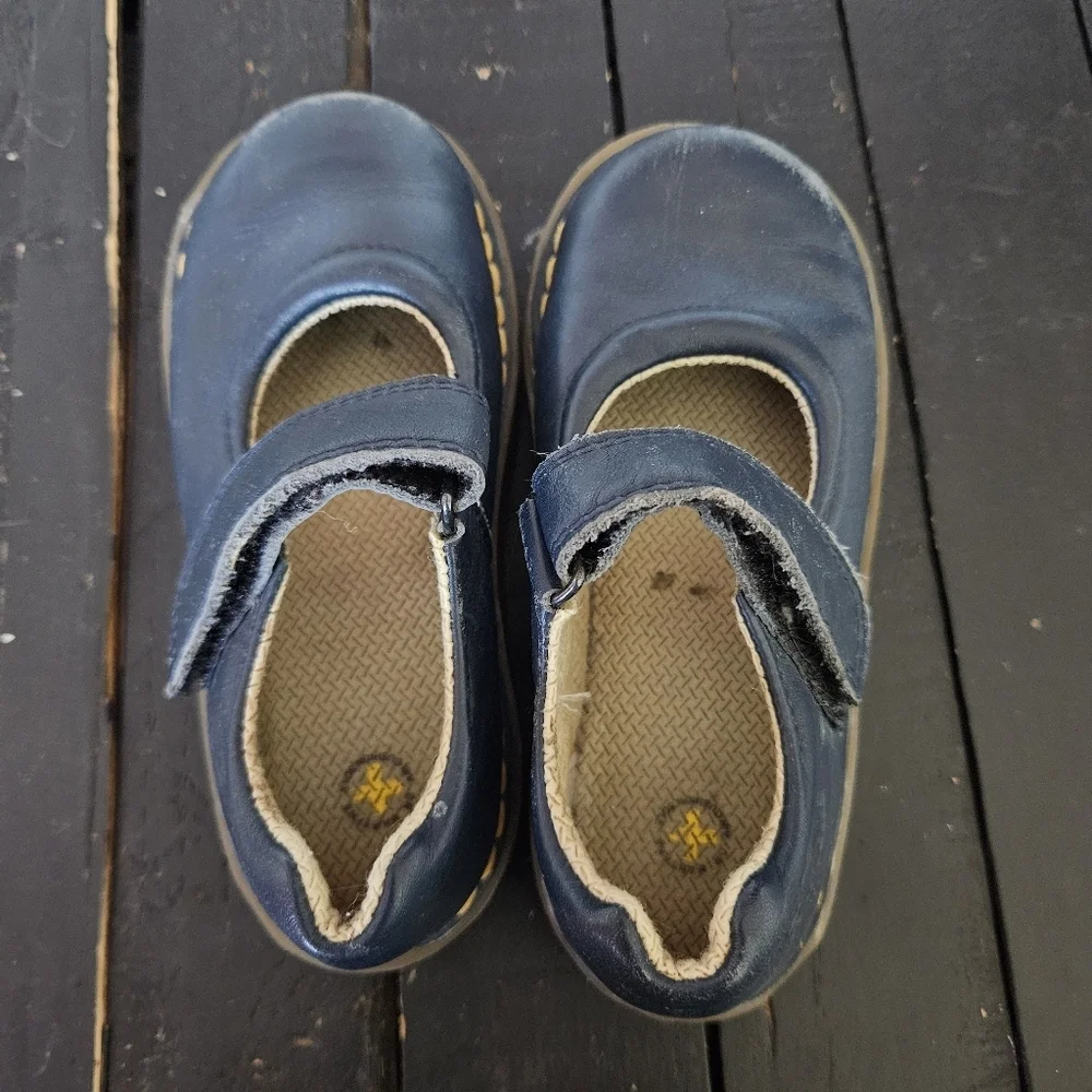 Dr. Martens Kids Girls 10 Navy Blue Leather Dress Shoes Mary Jane Gummy Sole